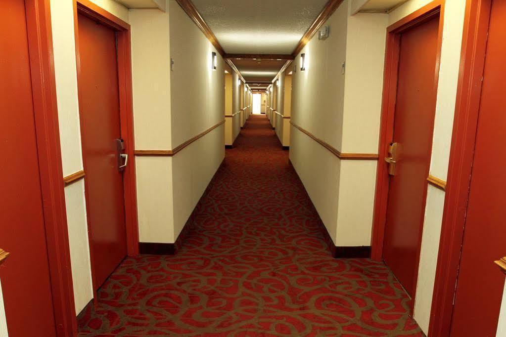 Clarion Inn Fort Collins Extérieur photo